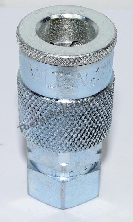 AIR COUPLER PLUG HOSE BARB 1/4 BODY 3/8 ID HOSE (MATES WITH 68145018)