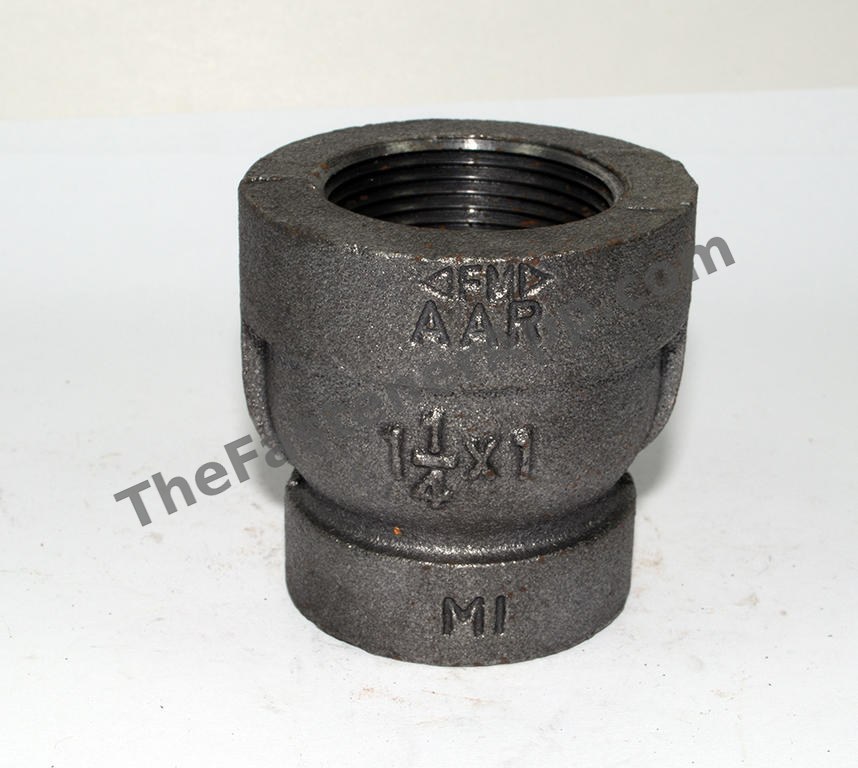 BLACK PIPE FITTING REDUCING 1-1/4X1 NPT 300#
