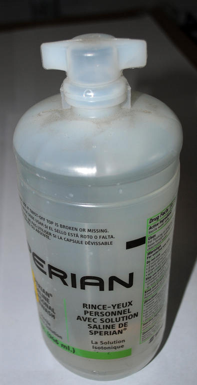 EYE WASH SALINE SOLUTION 32OZ