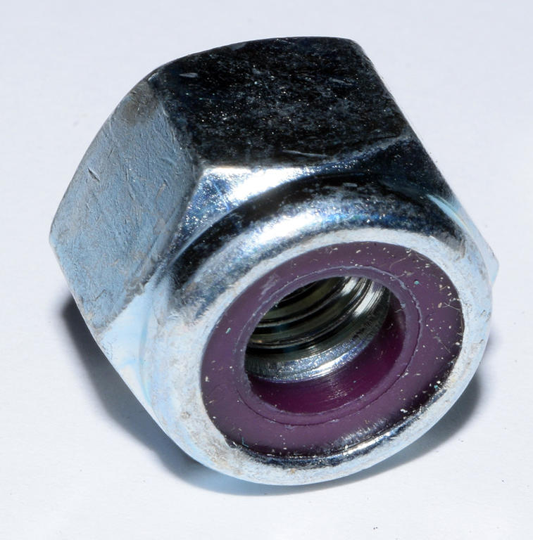 NYLON INSERT HEAVY LOCK NUT 3/8-16 Z1
